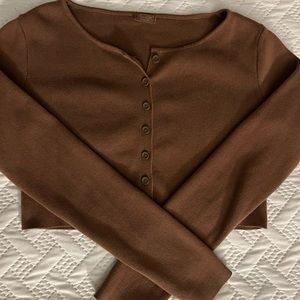 Brandy Melville, small button up brown crop long sleeve